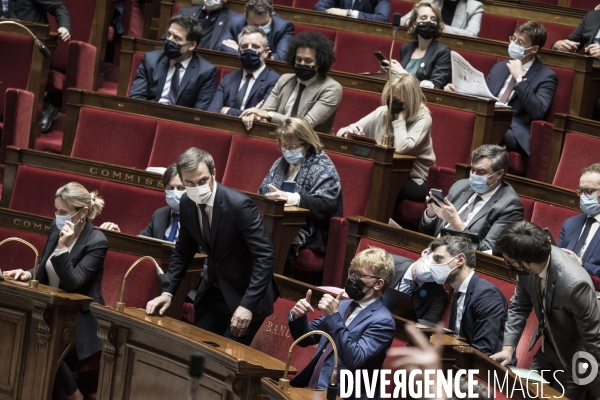 Débat sur le pass vaccinal à l assemblée nationale.