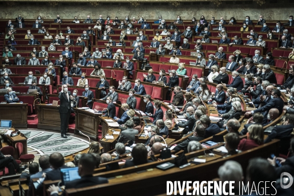 Débat sur le pass vaccinal à l assemblée nationale.