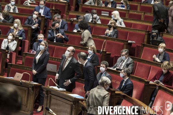 Débat sur le pass vaccinal à l assemblée nationale.