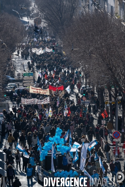 Grève de l éducation nationale face à la crise à Marseille