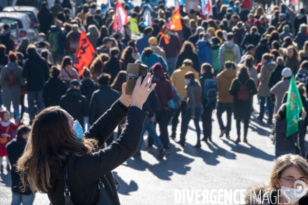 Grève de l éducation nationale face à la crise à Marseille