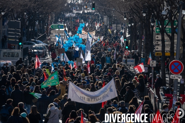 Grève de l éducation nationale face à la crise à Marseille