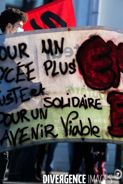 Manifestation des enseignants contre les mesures sanitaires à Nantes