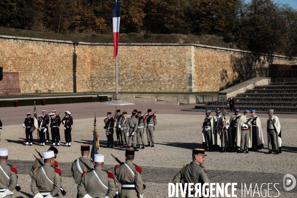 Ceremonie d inhumation d hubert germain au mont valerien