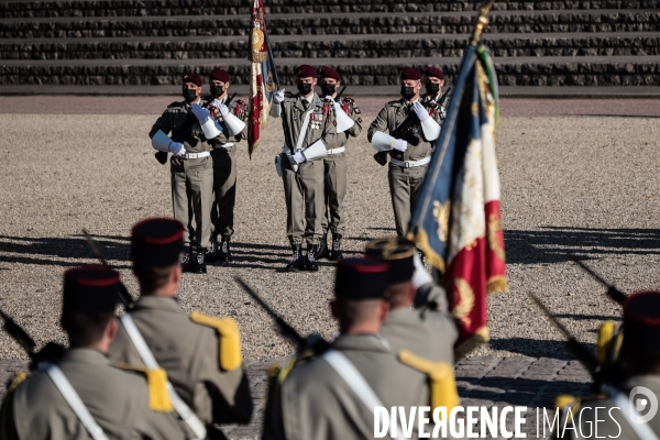 Ceremonie d inhumation d hubert germain au mont valerien