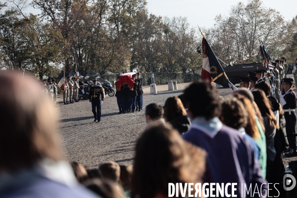 Ceremonie d inhumation d hubert germain au mont valerien