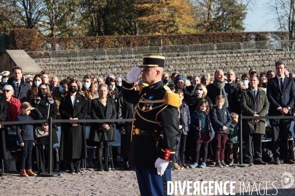 Ceremonie d inhumation d hubert germain au mont valerien