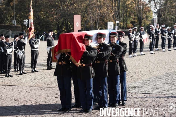 Ceremonie d inhumation d hubert germain au mont valerien