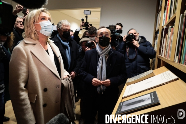 Marine le pen a beziers