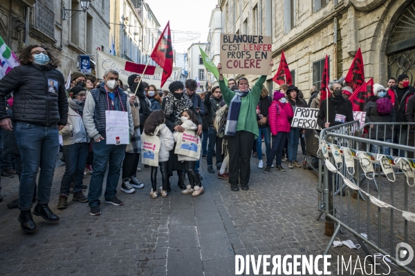 Manifestation des personnels de l éducation nationale contre les protocoles sanitaires - Montpellier, 13.01.2022