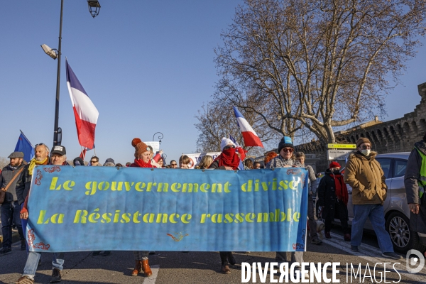 Manifestation pass vaccinal contre  l appetit de pouvoir et de domination  ? Avignon 15 janvier 2022.