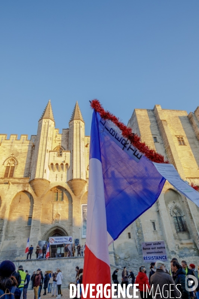 Manifestation pass vaccinal contre  l appetit de pouvoir et de domination  ? Avignon 15 janvier 2022.