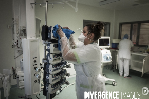 Service de réanimation de l hôpital Robert Ballanger.