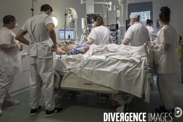 Service de réanimation de l hôpital Robert Ballanger.