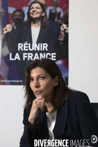 Anne HIDALGO, interview à son QG de campagne pour l élection présidentielle 2022