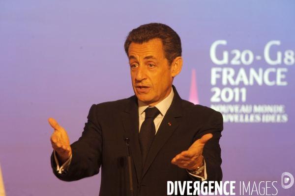 Conférence de presse de NICOLAS SARKOZY, présentation de la présidence française du G8 et du G 20