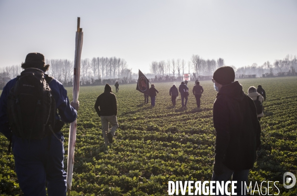 Manifestation contre les bassines a mauze-sur-le-mignon.