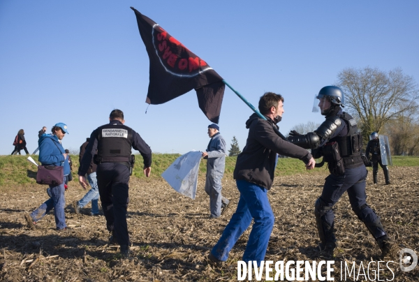 Manifestation contre les bassines a mauze-sur-le-mignon.