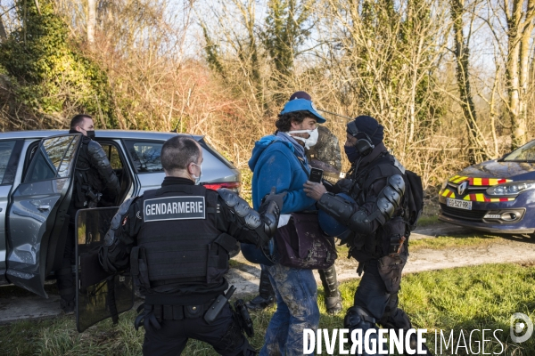 Manifestation contre les bassines a mauze-sur-le-mignon.