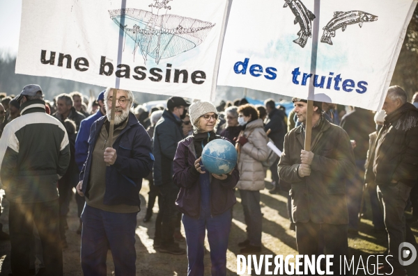 Manifestation contre les bassines a mauze-sur-le-mignon.