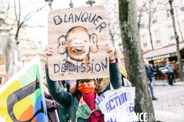 Manifestation des enseignants et des personnels de l Education nationale 20012022