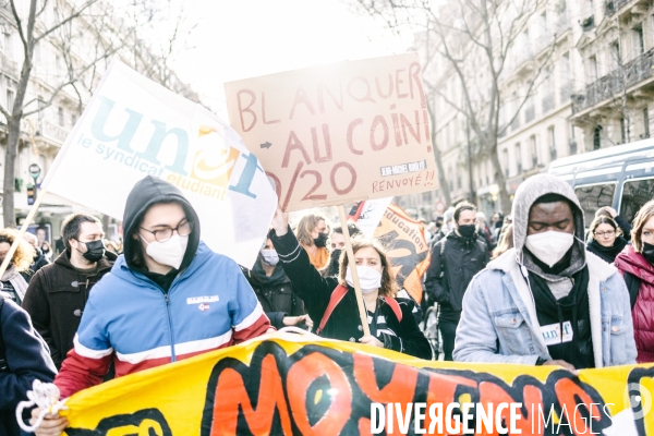 Manifestation des enseignants et des personnels de l Education nationale 20012022