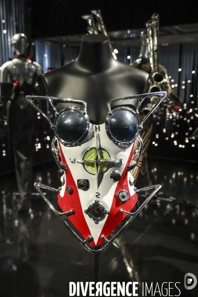 Retrospective thierry mugler couturissime a paris