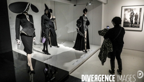 Retrospective thierry mugler couturissime a paris