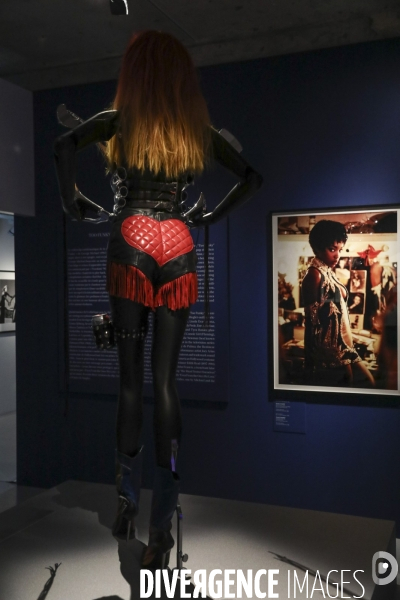Retrospective thierry mugler couturissime a paris