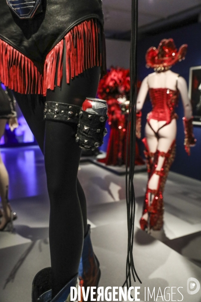 Retrospective thierry mugler couturissime a paris