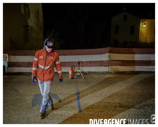 Le long de la Transbassealpine Digne Nice ( le rallye de Monte Carlo )