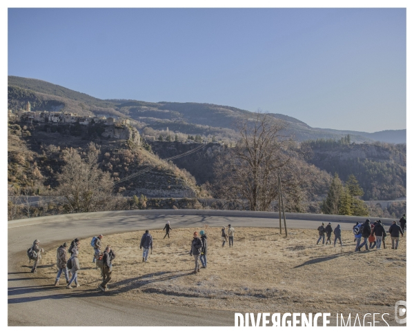 Le long de la Transbassealpine Digne Nice ( le rallye de Monte Carlo )