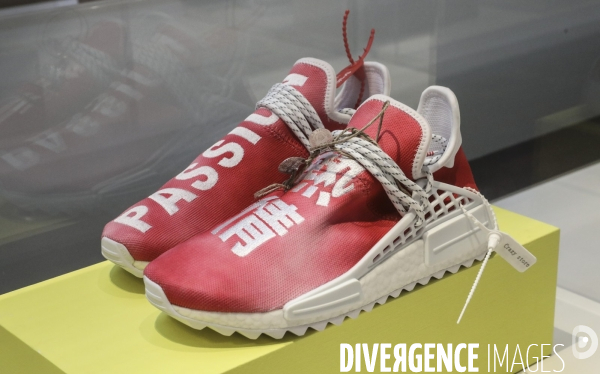 Exposition les sneakers entrent au musee