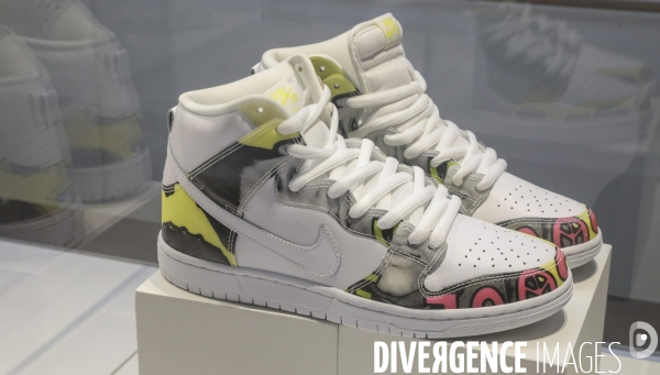 Exposition les sneakers entrent au musee