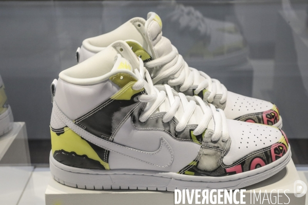 Exposition les sneakers entrent au musee