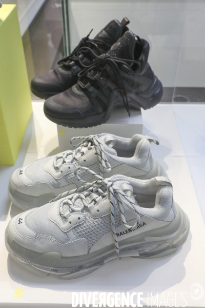 Exposition les sneakers entrent au musee