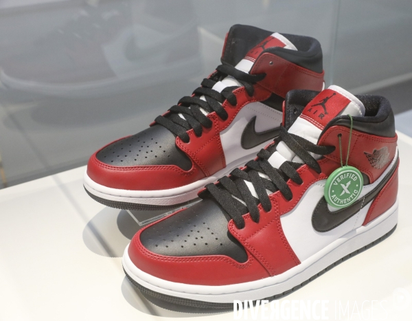 Exposition les sneakers entrent au musee