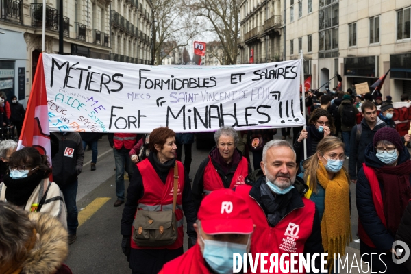 Manifestation pour le pouvoir d achat à Nantes