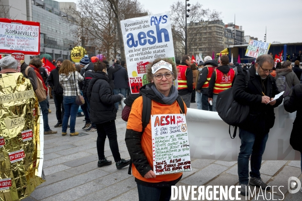 Manifestation interprofessionnelle pour exiger l augmentation des salaires