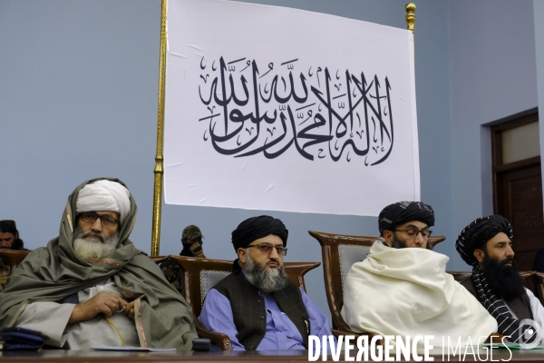 Des chefs religieux afghans assistent à Kaboul pour la promotion de la vertu et l interdiction de la vertu par les talibans.  Afghan religious leaders attend the Taliban Promoting Virtue and Prohibiting Virtue Kabul.