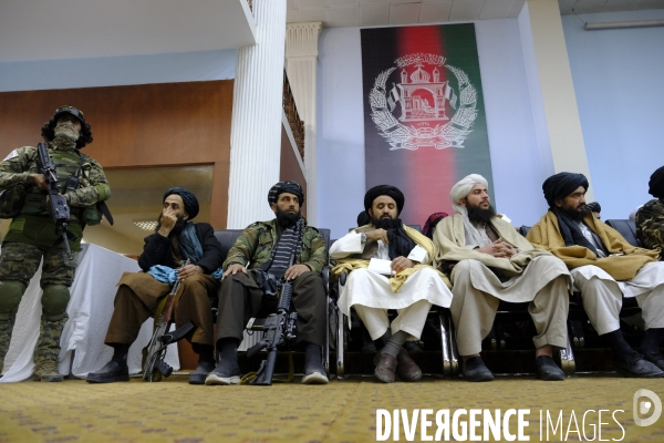 Des chefs religieux afghans assistent à Kaboul pour la promotion de la vertu et l interdiction de la vertu par les talibans.  Afghan religious leaders attend the Taliban Promoting Virtue and Prohibiting Virtue Kabul.