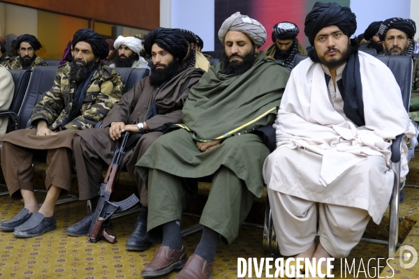 Des chefs religieux afghans assistent à Kaboul pour la promotion de la vertu et l interdiction de la vertu par les talibans.  Afghan religious leaders attend the Taliban Promoting Virtue and Prohibiting Virtue Kabul.