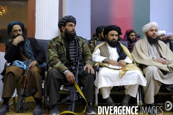 Des chefs religieux afghans assistent à Kaboul pour la promotion de la vertu et l interdiction de la vertu par les talibans.  Afghan religious leaders attend the Taliban Promoting Virtue and Prohibiting Virtue Kabul.