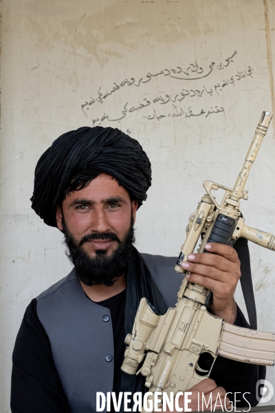 Portraits de combattants taliban s Afghanistan.  Portraits of Taliban fighters Afghanistan.