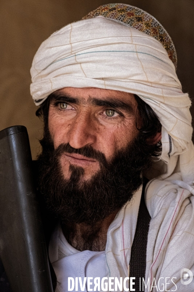 Portraits de combattants taliban s Afghanistan.  Portraits of Taliban fighters Afghanistan.