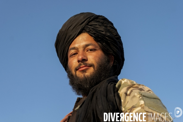 Portraits de combattants taliban s Afghanistan.  Portraits of Taliban fighters Afghanistan.