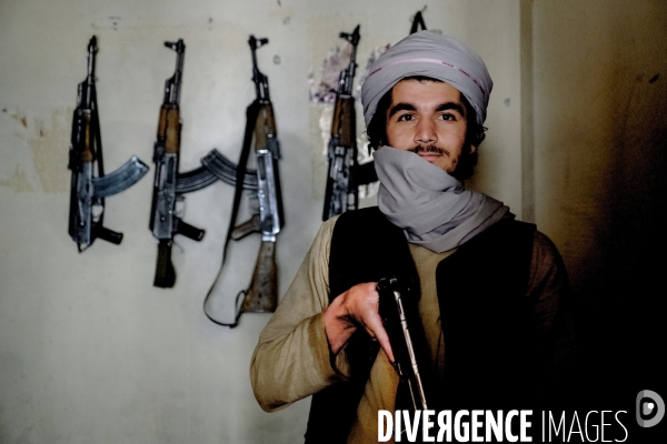 Portraits de combattants taliban s Afghanistan.  Portraits of Taliban fighters Afghanistan.