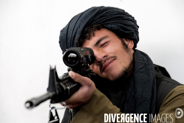 Portraits de combattants taliban s Afghanistan.  Portraits of Taliban fighters Afghanistan.