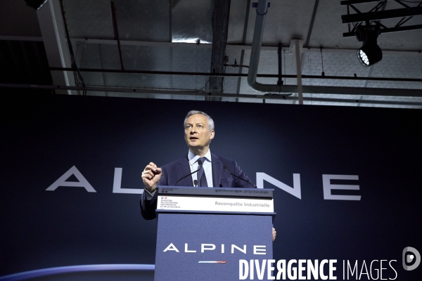 Bruno Le Maire visite l usine Alpine