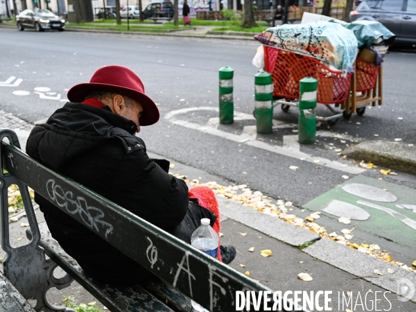 Nous demandons un hebergement digne et inconditionnel pour toutes et tous, maintenant.